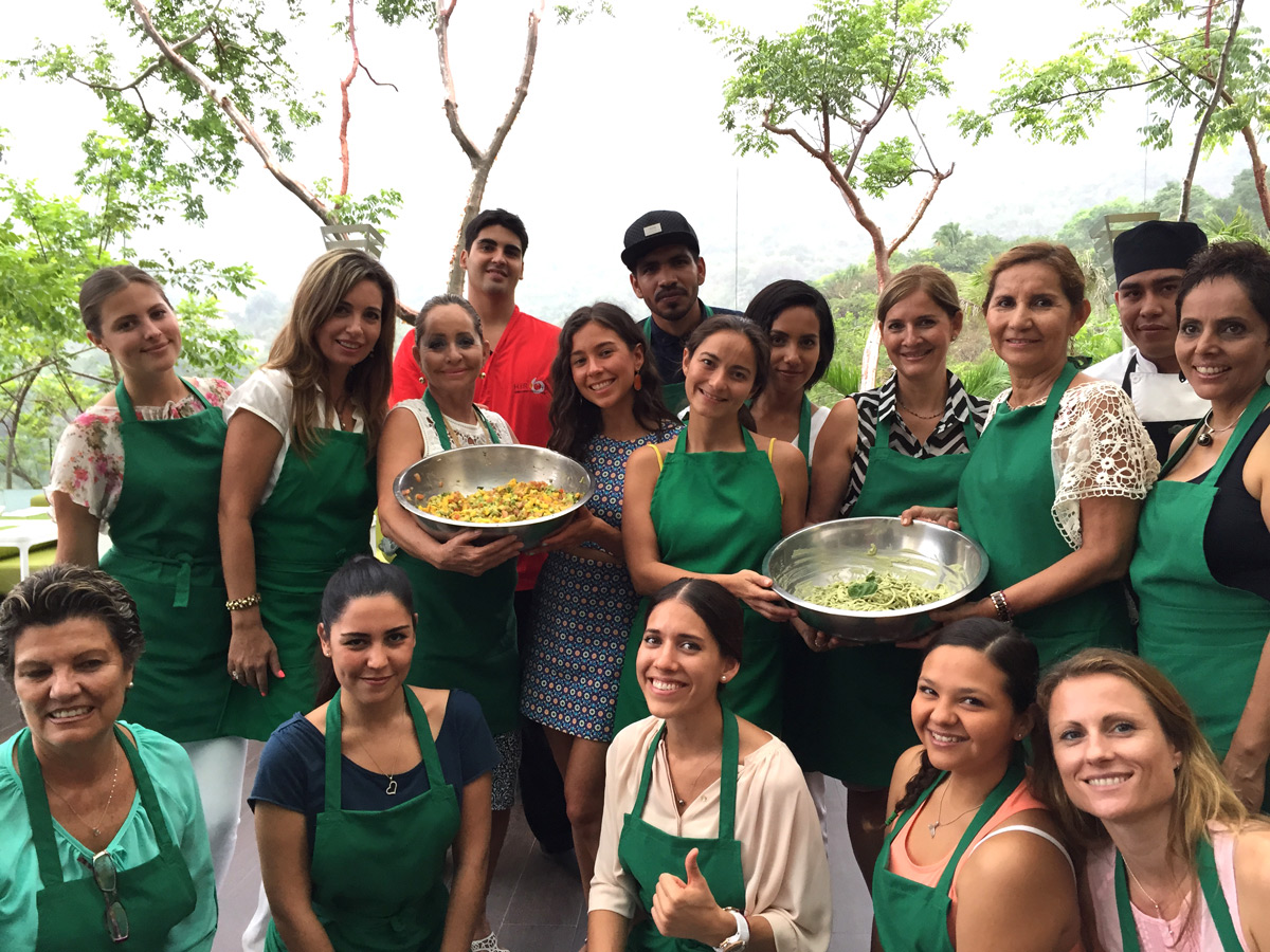 Cooking class with Rawvana|Yovana Mendoza in Puerto Vallarta