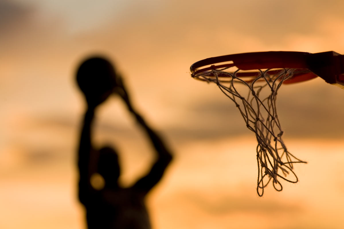 Shooting Hoops at Hotel Mousai|Basketball en Puerto Vallarta