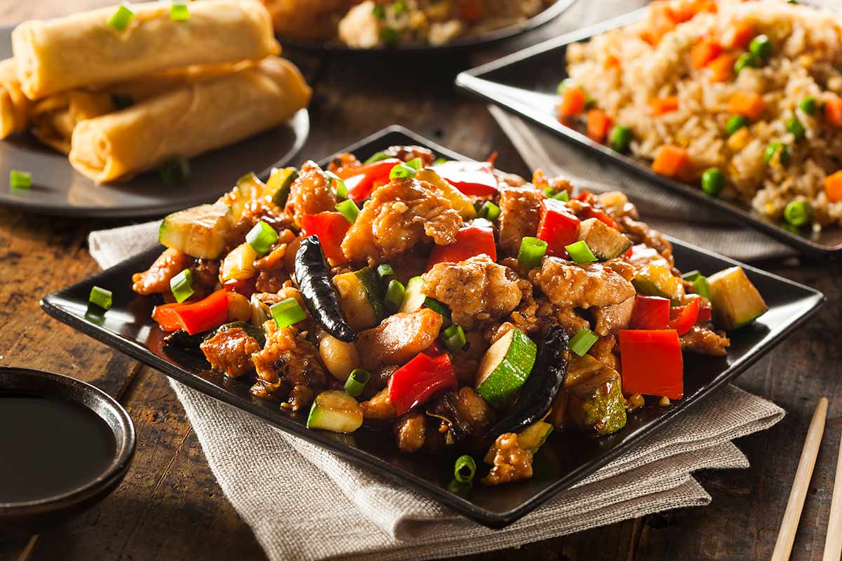 popular dishes in China: kung pao chicken