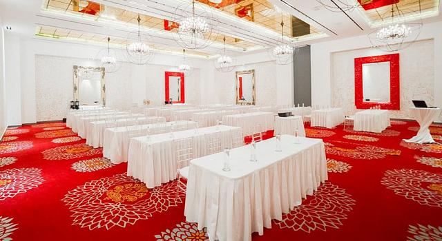 The red room for events hotel mousai